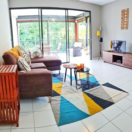 Appartement Cosy Dans Residence Avec Piscine Fort-de-France Luaran gambar